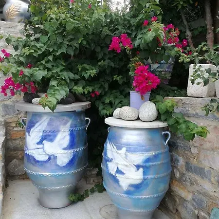 Ntafos Art Seaside Megas Gialos - Nites